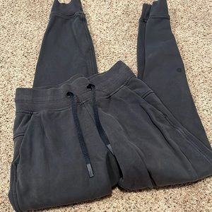 Lululemon joggers